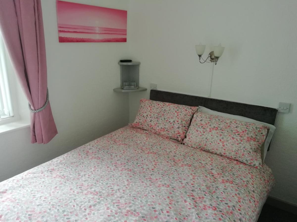 The Shining Diamond Bed & Breakfast Blackpool Luaran gambar